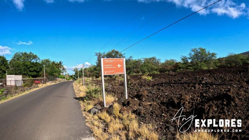 Ahihi-Kinau Marine Reserve Parking Lot Sign on Road