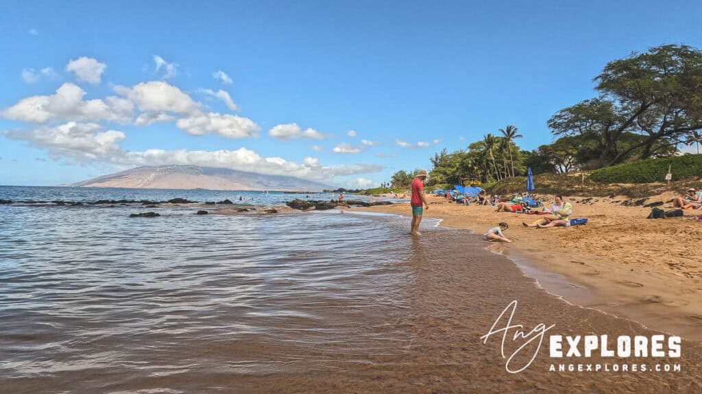 Swimmers at Kamaole Beach Park III in Kihei, south Maui Hawaii