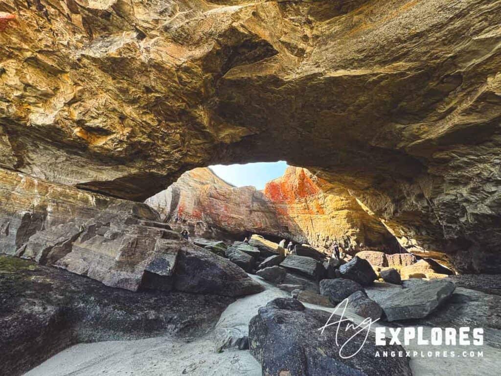 larger opening into devils punchbowl