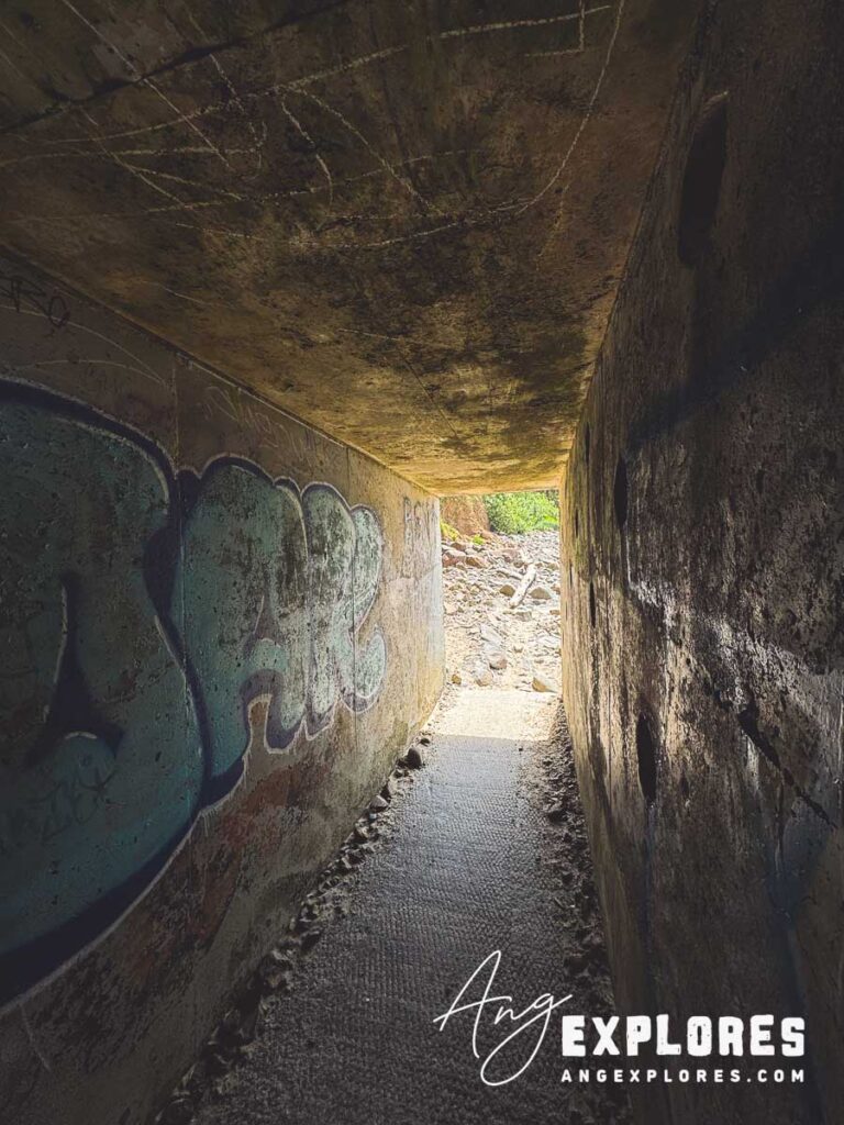 tunnel-beach-graffiti-wall