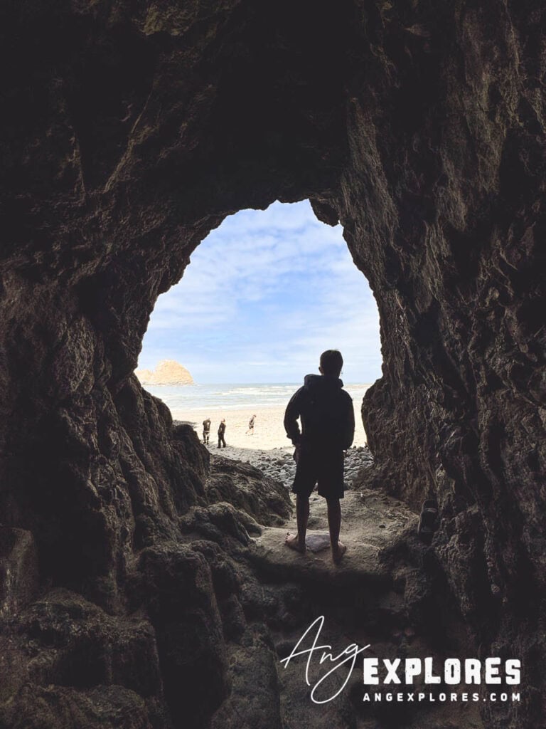 tunnel-beach-oregon