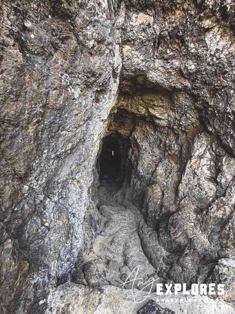 tunnel cut into rock oregon