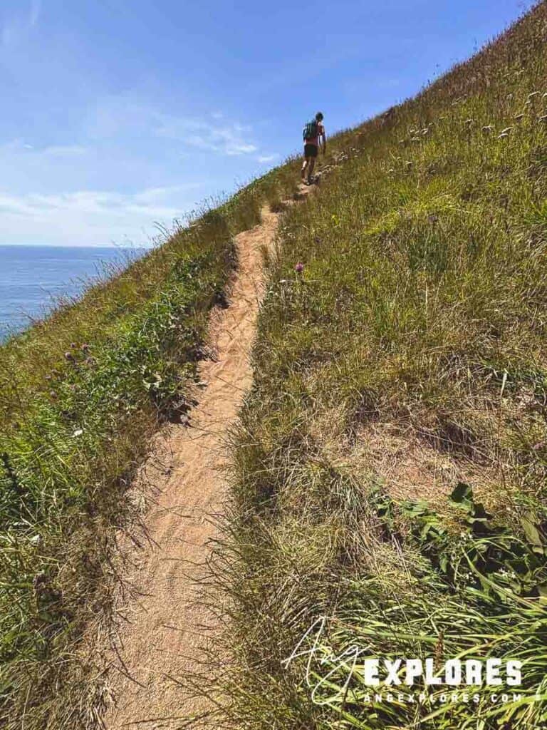 steep ascent to gods thumb