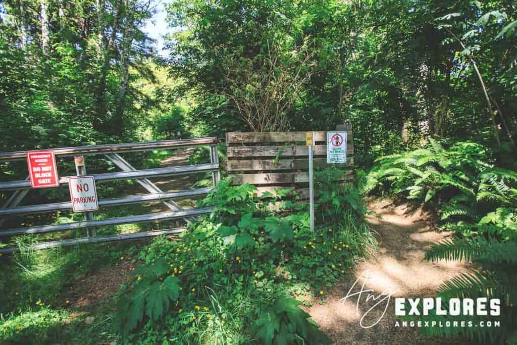 the knoll trailhead