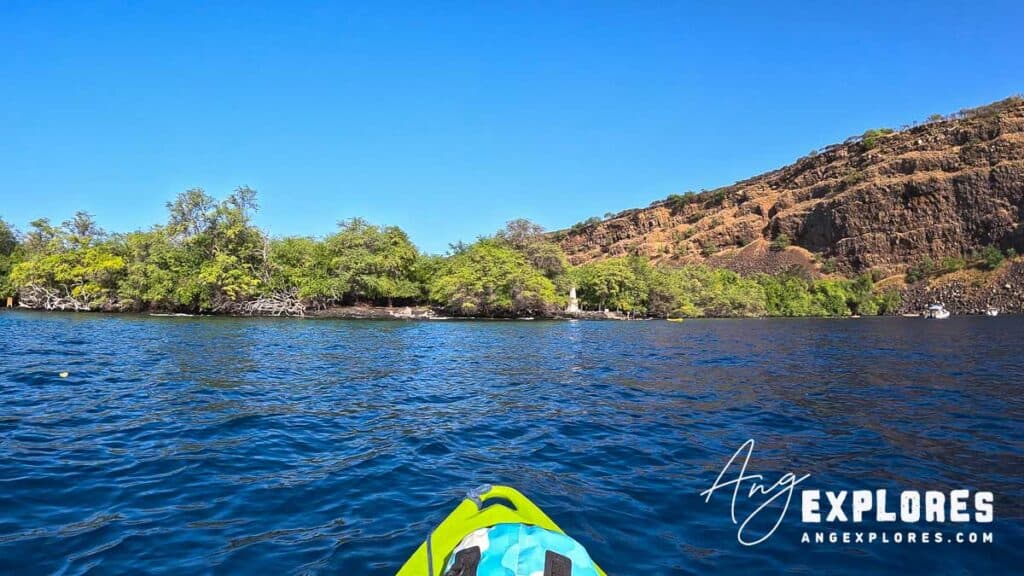 kayaking to captain cook monument hawaii