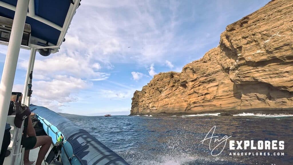 heading to backside of molokini crater